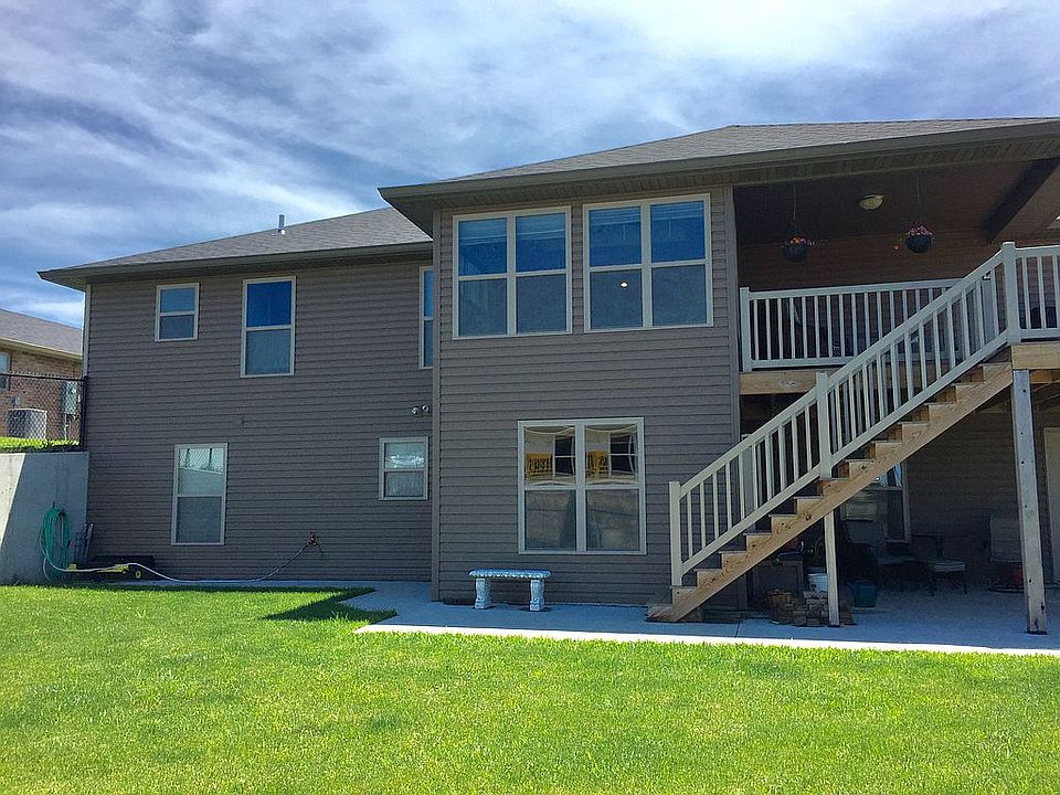 2nd image of 826 Jace Dale Ct