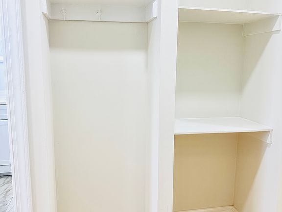 5th image of 406 E North Ave #2