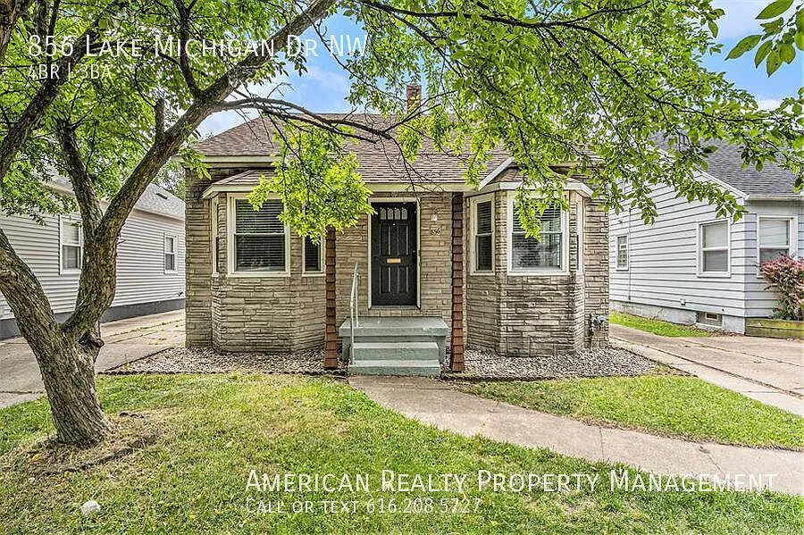 4 bed, 2.5 bath, 1129 sqft, $2,650 — Photo 1