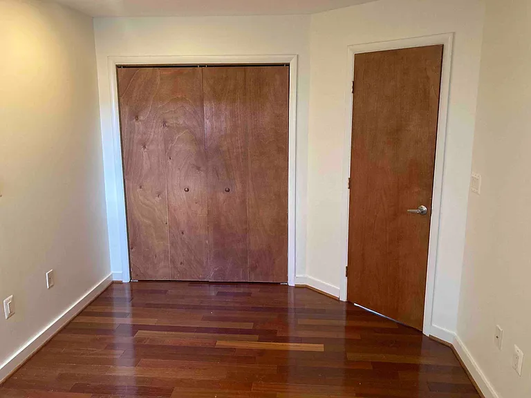1512 Marion St NW #101 — Photo 6