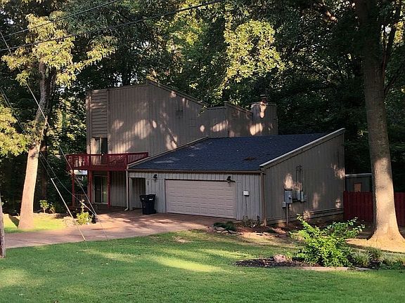 3rd image of 2533 Mark Ln
