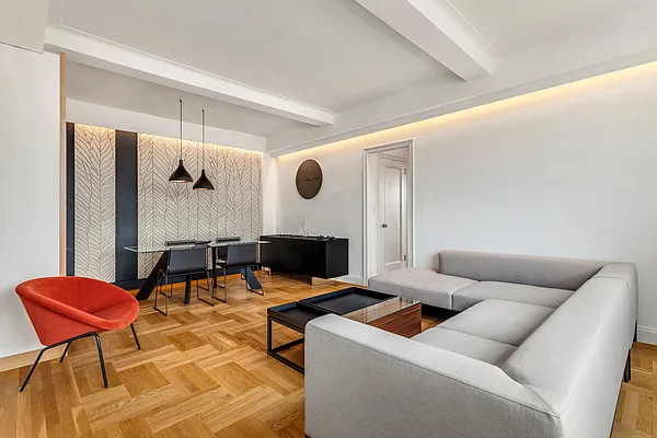 Sold by Bohemia Realty Group | media 14