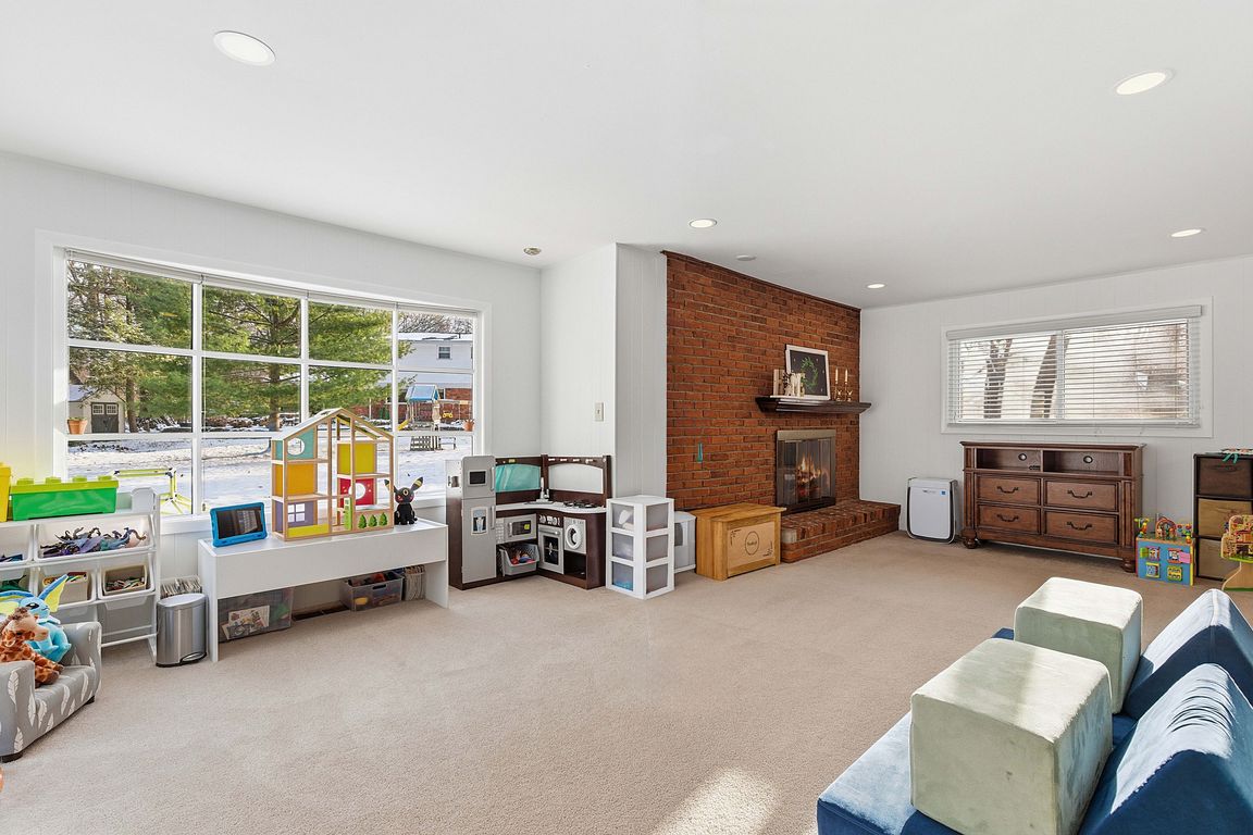 next background image