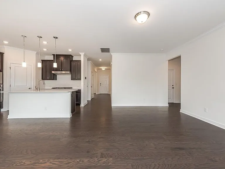 2018 Poplar Ridge Dr — Photo 13