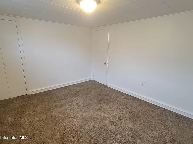 114 Dickson St — Photo 28