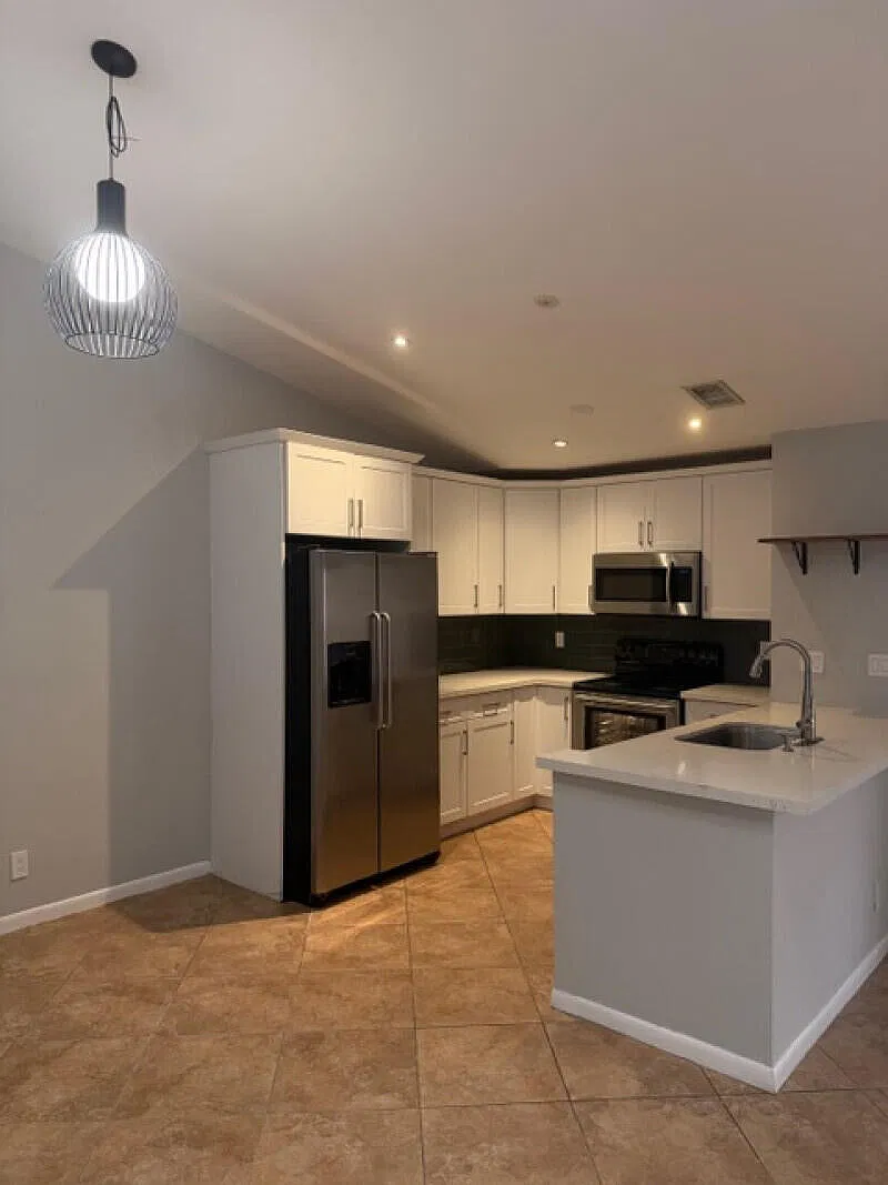 3 bed, 2.0 bath, 1244 sqft, $2,650 — Photo 1