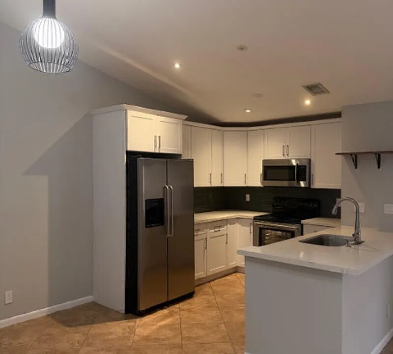 3076 S Oakland Forest Dr #503