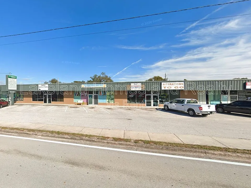 835 N Lake Parker Ave