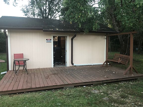 Storage House or Man/Woman Cave