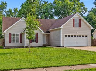 4045 New Grange Cir, Clarksville, TN 37040