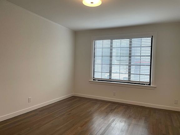 5th image of 245 Moraga St #243