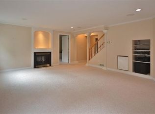 4182 W Pond Dr, Hermantown, MN 55811