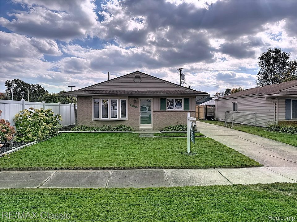 1st image of 33435 Krauter St