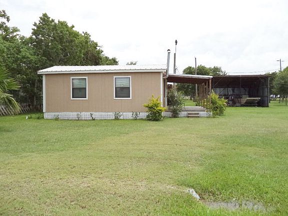 3rd image of 1203 W Dallas Ave