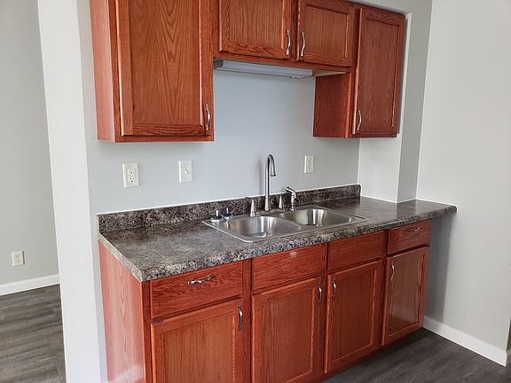 5th image of 106 W Phillip Ave APT 1