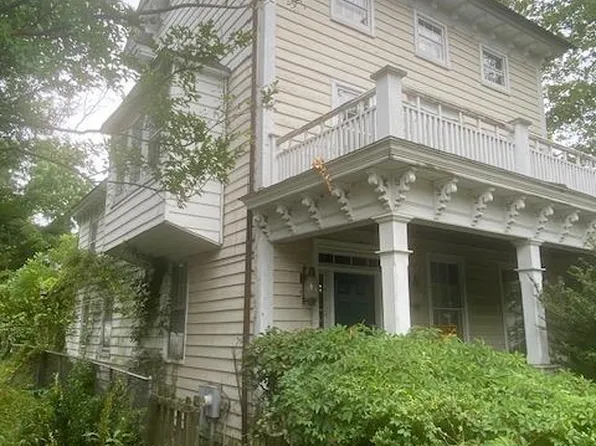 107 2nd St, Crumpton, MD 21628