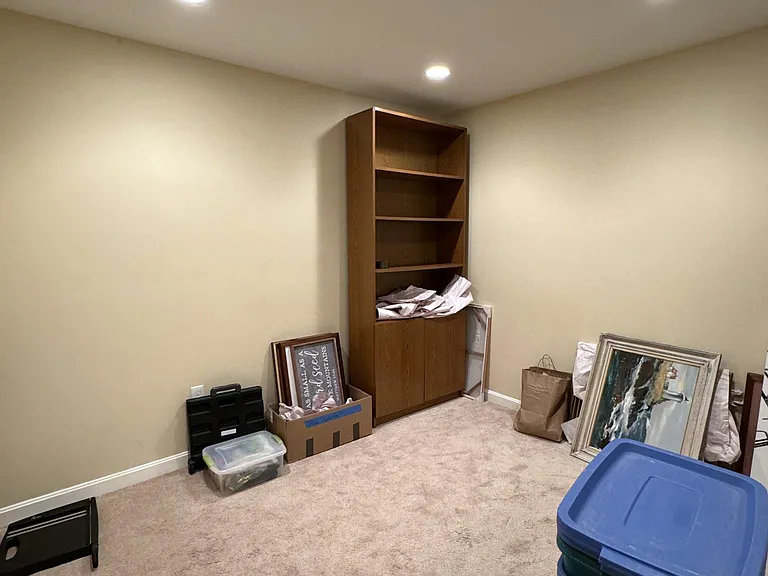 399 Pond St #B6 — Photo 18