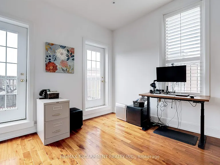 205 King St E #2 — Photo 35