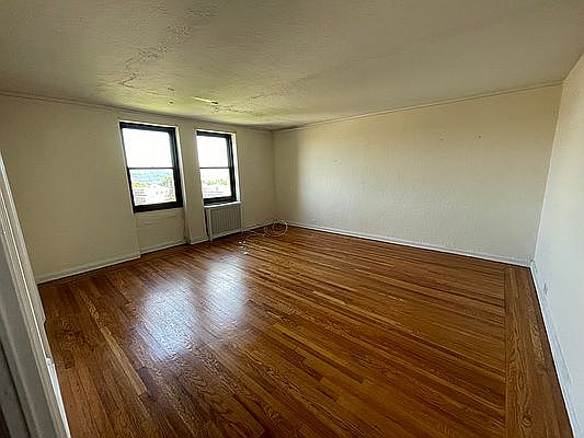3rd image of 2728 Henry Hudson Pkwy #B86
