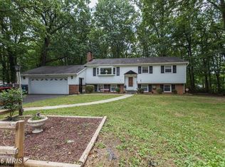 9417 Athens Rd, Fairfax, VA 22032