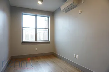 Rented by Rennit Inc.