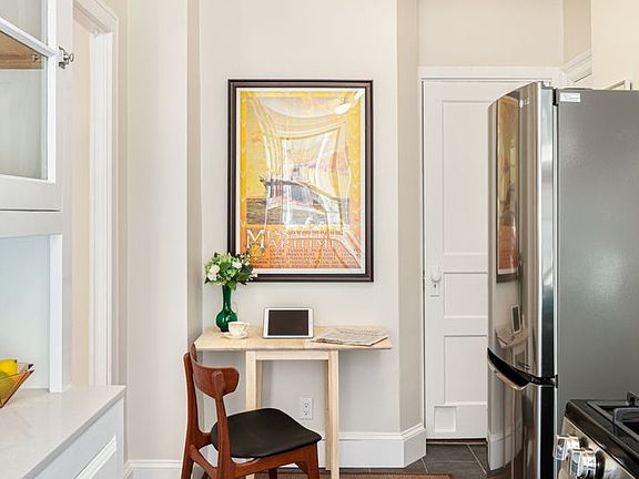 2nd image of 230 W 105th St APT 2C