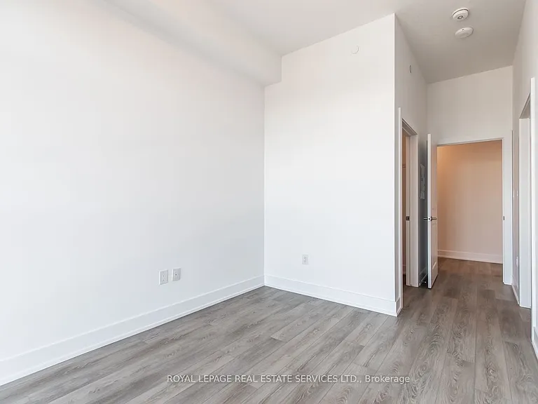 460 Dundas St E #1202 — Photo 20