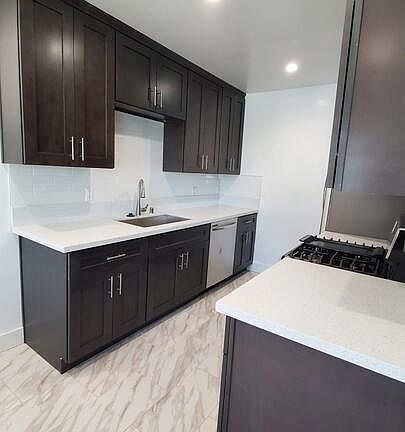 3rd image of 3808 S Bronson Ave #5