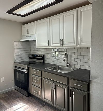 4th image of 2122 Bradford St APT 521