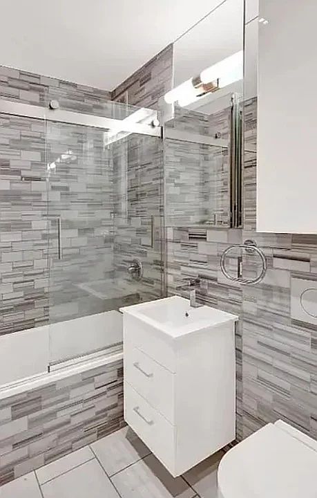 2nd image of 410 E 13th St APT 5E