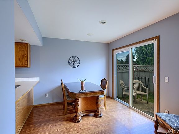 3rd image of 2436 I St NE APT C