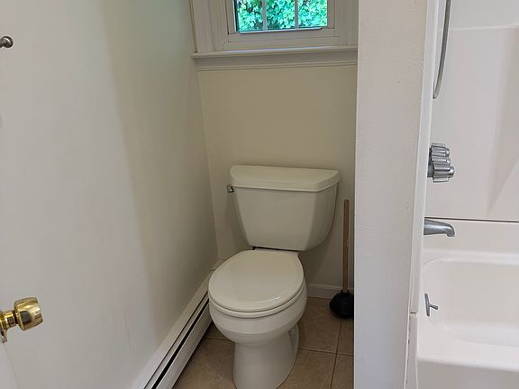 2nd image of 20 Homestead Ln #20