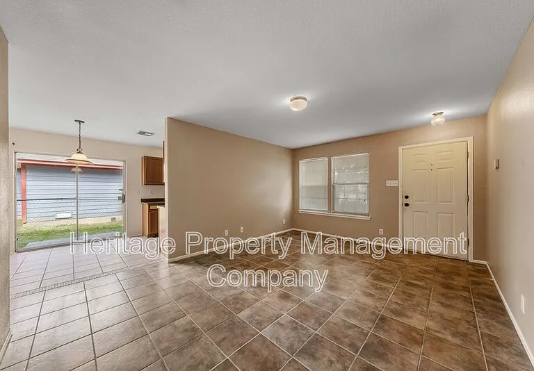 7522 Yellow Sand Dr — Photo 6