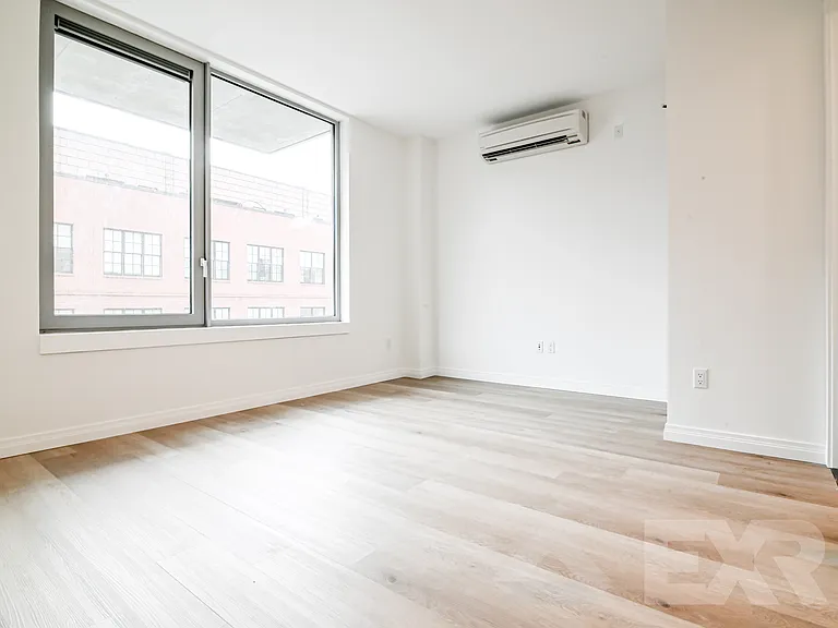 957 Atlantic Ave #204 — Photo 6