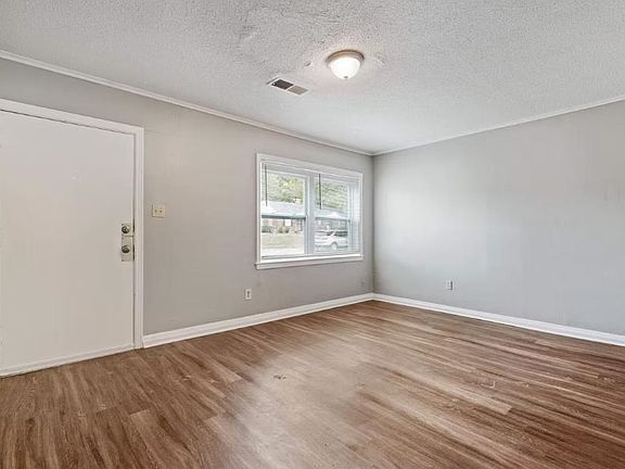 3rd image of 1428 Smythe Ave #58