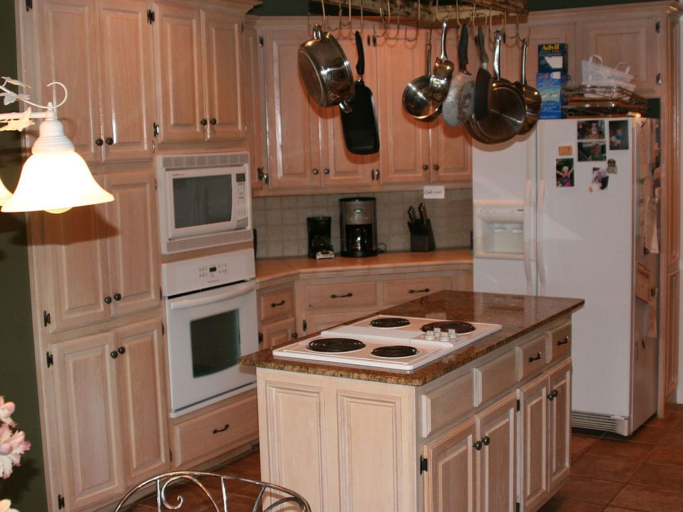 2nd image of 13920 Briarwyck