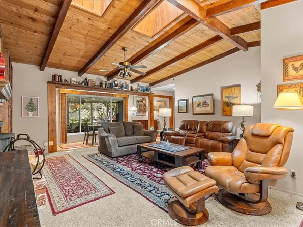 1902 Virginia St, Wrightwood, CA 92397