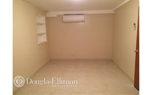 Rented by Douglas Elliman | media 38