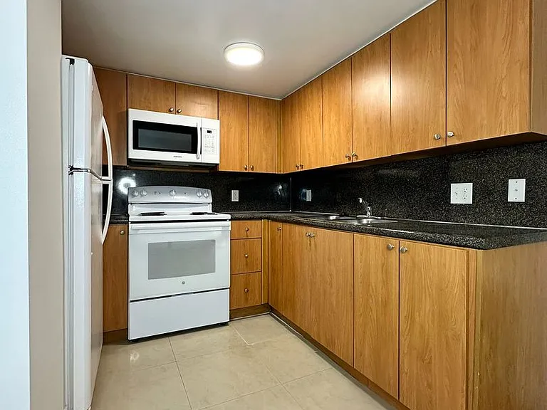 Vista del Rio Apartments — Photo 56