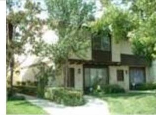 1077 Santo Antonio Dr APT 5, Colton, CA 92324