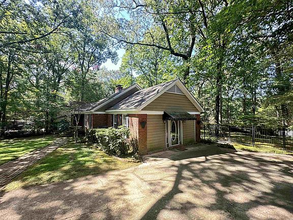 5th image of 1297 W Crestwood Dr
