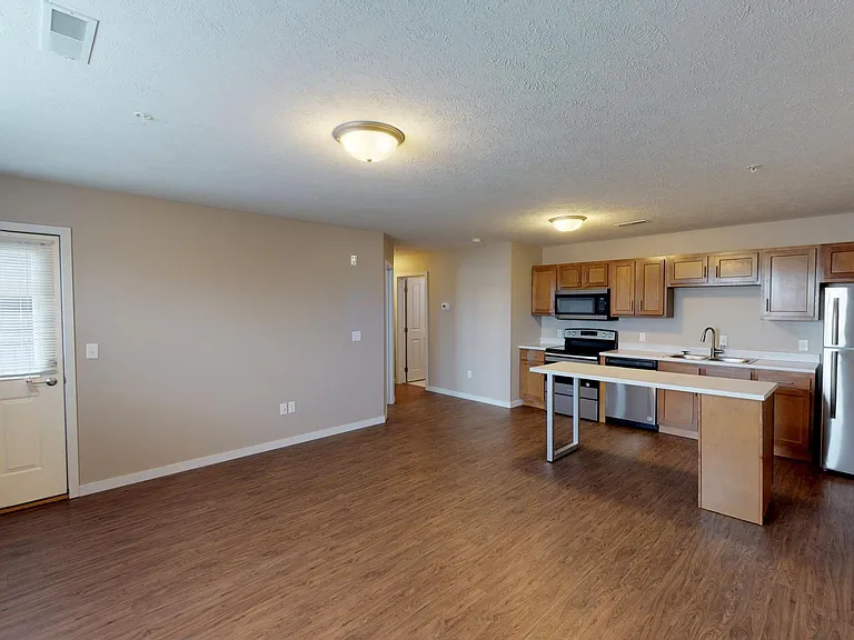 Prairie Heights Apartments — Photo 73