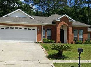 1569 Augusta Dr E, Mobile, AL 36695