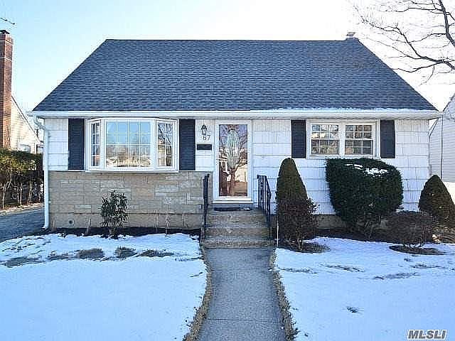 1st image of 87 Cedar St