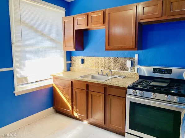 2705 E Preston St, Baltimore, MD 21213