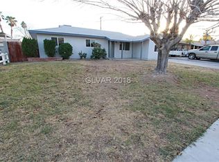 5825 Glen Eagles Ln, Las Vegas, NV 89108
