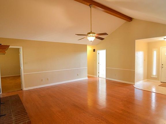 4th image of 1513 Prairie Wind Blvd