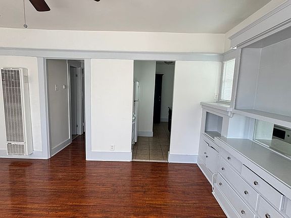 5th image of 429 1/2 Walnut Ave #0