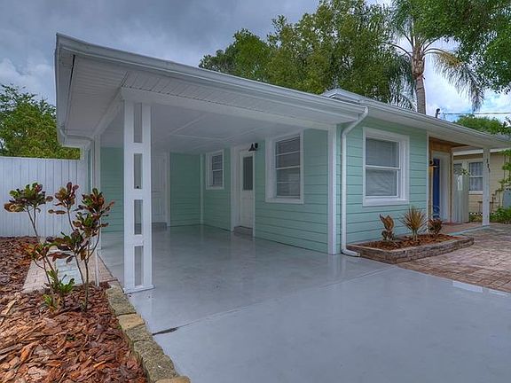 3rd image of 305 E Lambright St