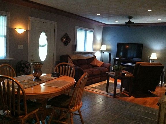 Diningroom/Livingroom 